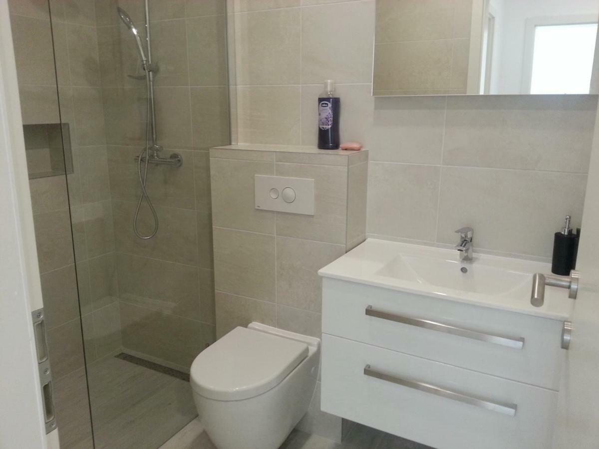 Apartment Rika Omiš Zewnętrze zdjęcie